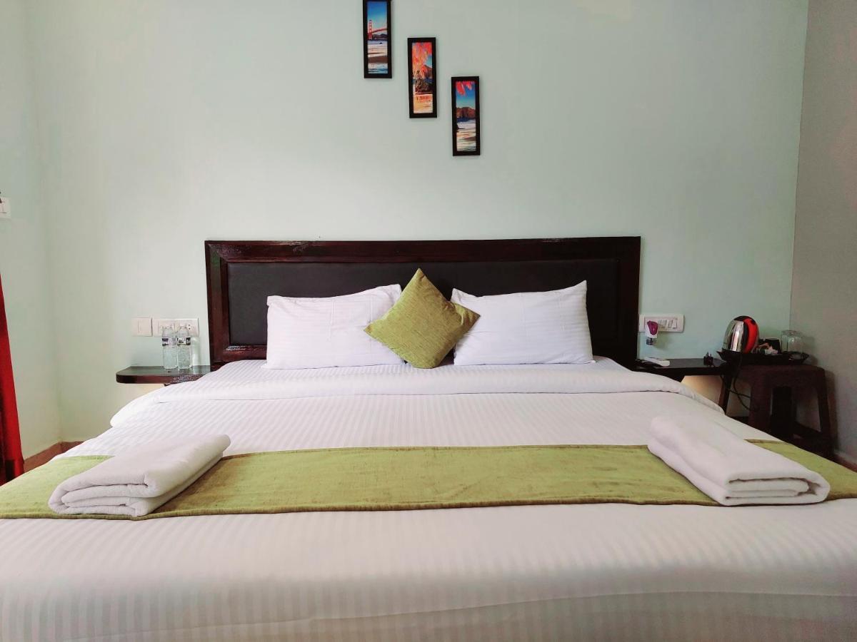 Vedana Retreat Arambol Hotel Exterior photo